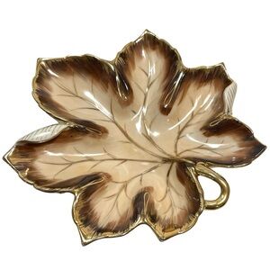 Vintage 1940s Kusumoto China Occupied Japan Porcelain Leaf Dish - Hand Painted